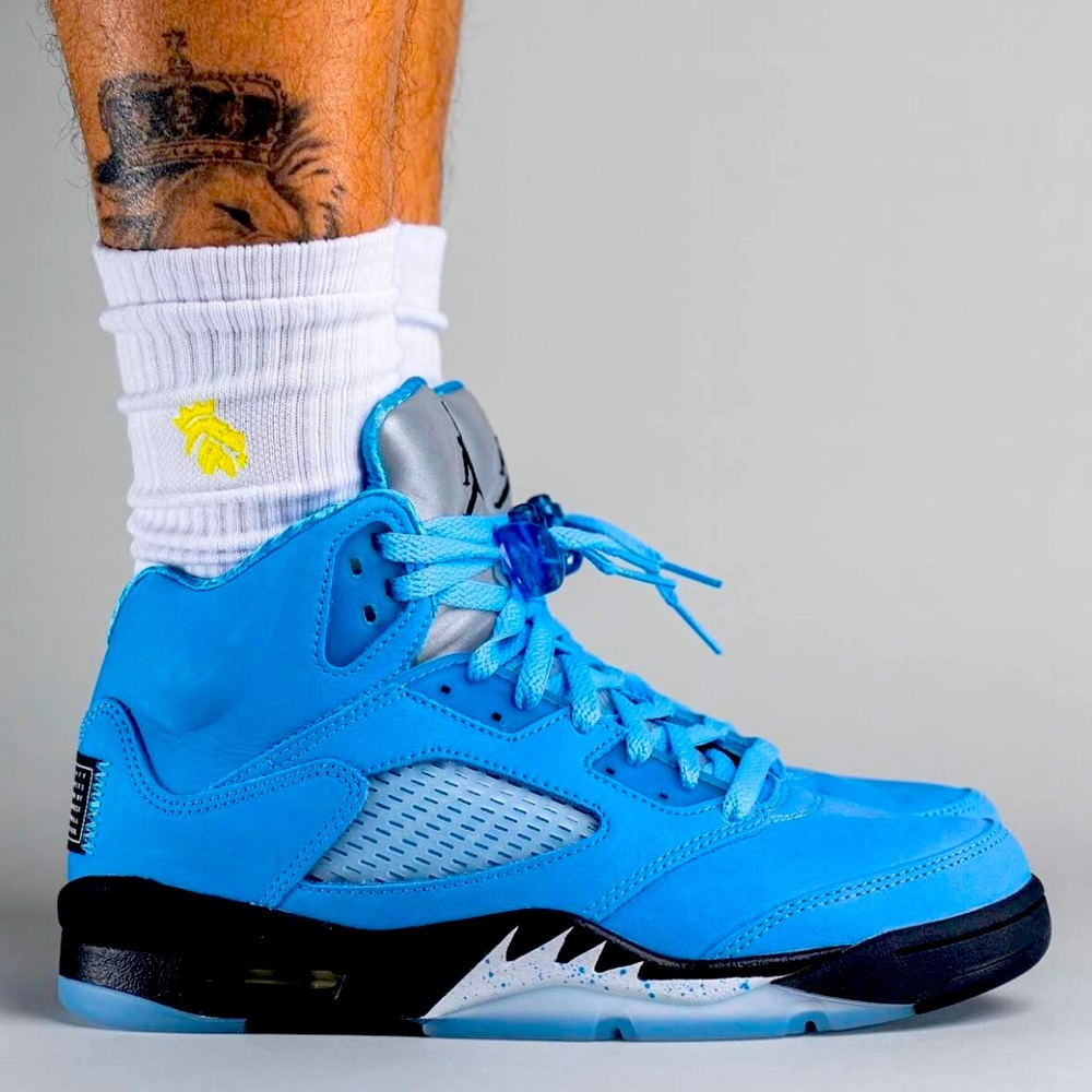 Used Jordan 5s 💙